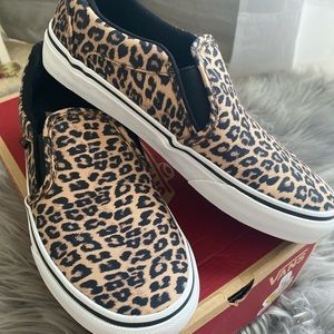 Vans leopard slip on sneakers